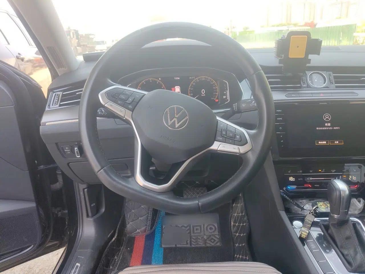 Volkswagen Magotan 2021 330TSI DSG 30th Anniversary Edition — миниатюра 10