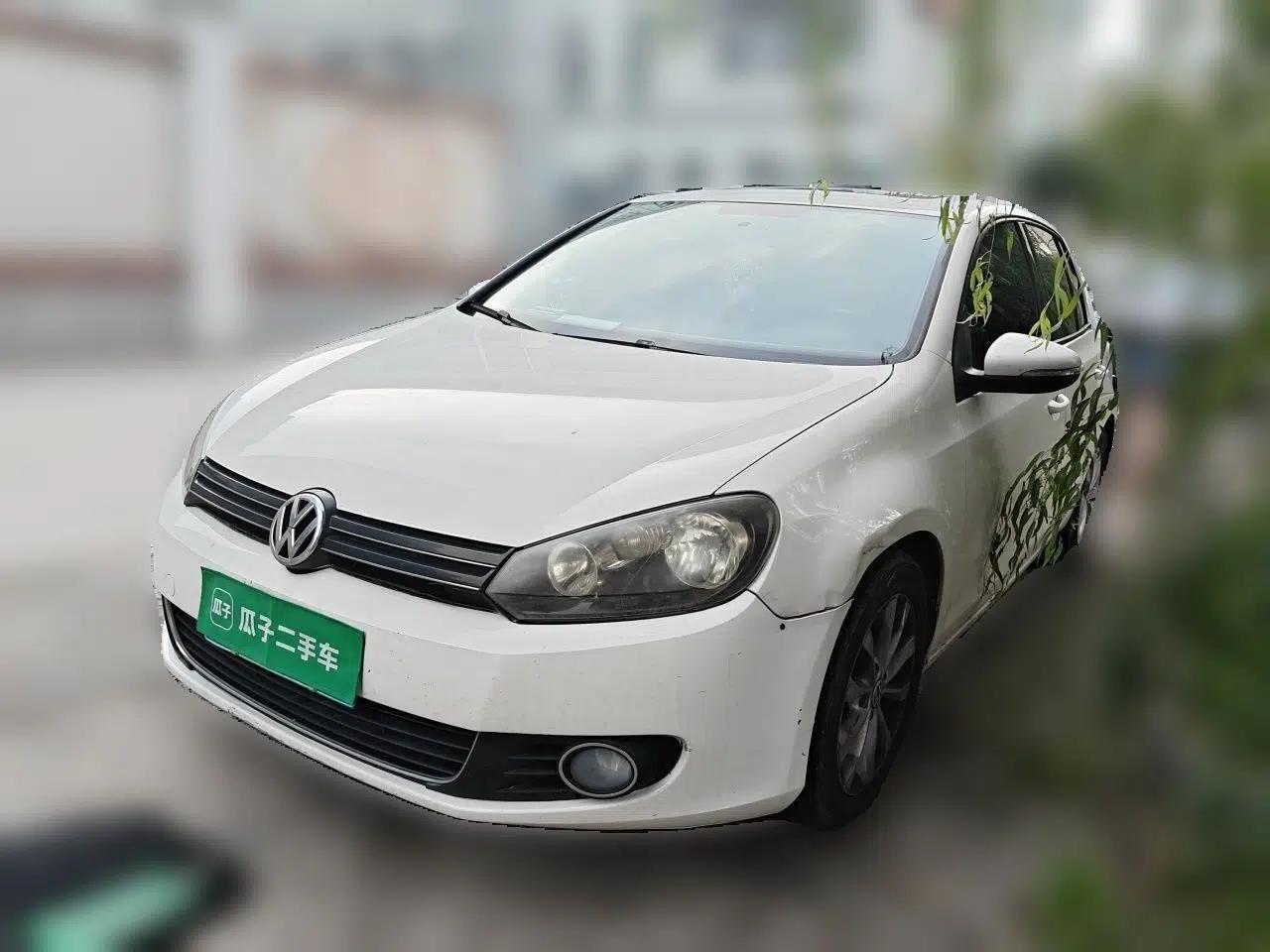 Volkswagen Golf 2014 1.6L Automatic Comfort Model — миниатюра 1