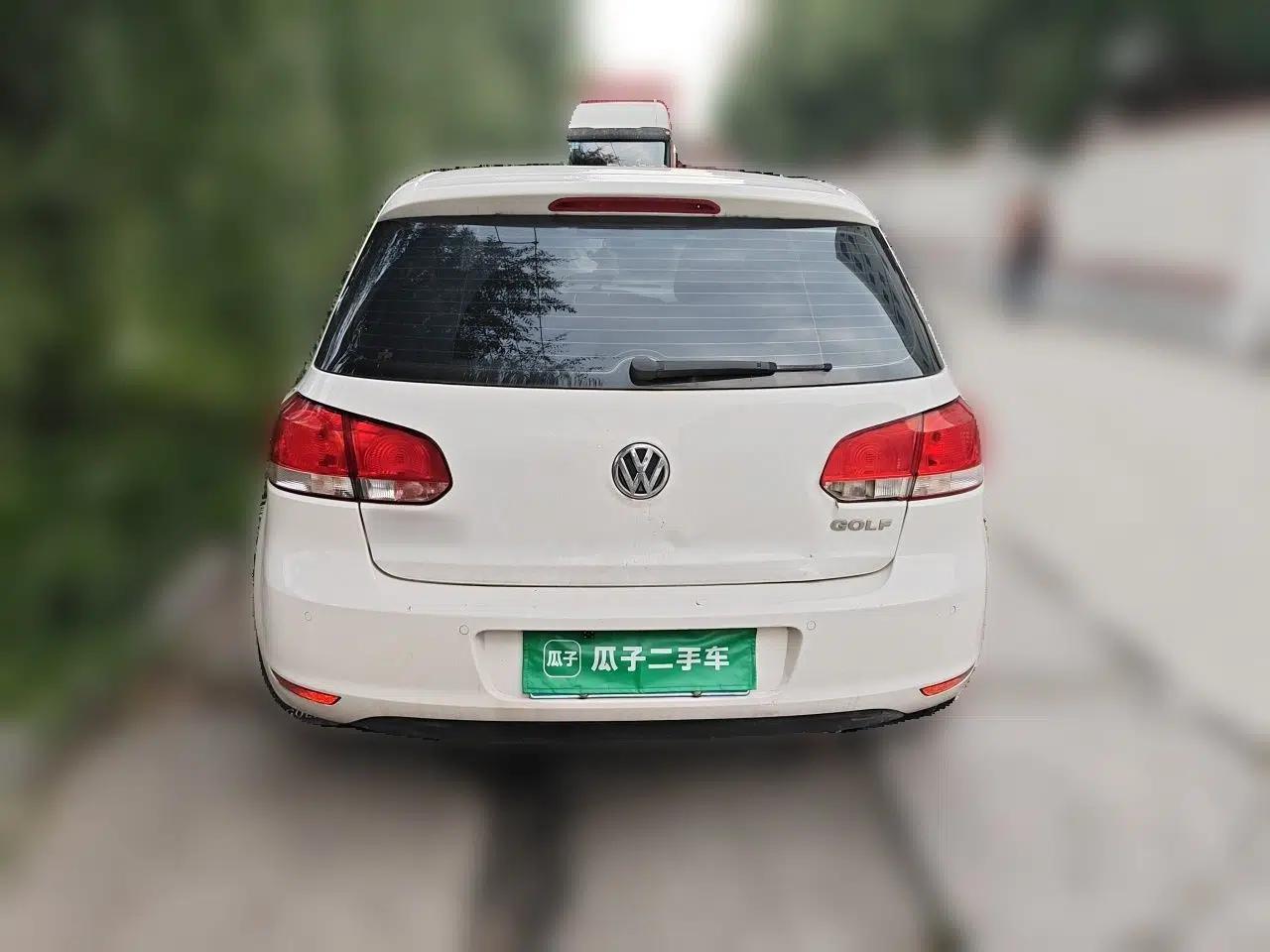 Volkswagen Golf 2014 1.6L Automatic Comfort Model — миниатюра 5