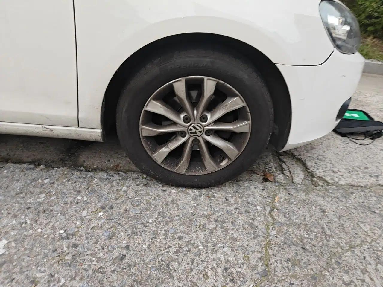 Volkswagen Golf 2014 1.6L Automatic Comfort Model — миниатюра 8