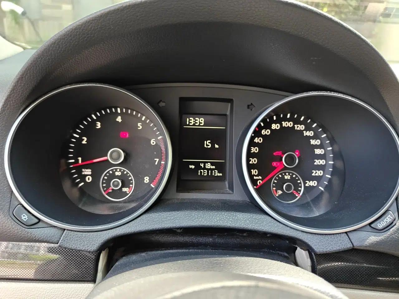 Volkswagen Golf 2012 1.4 TSI Manual Comfort Edition — миниатюра 11