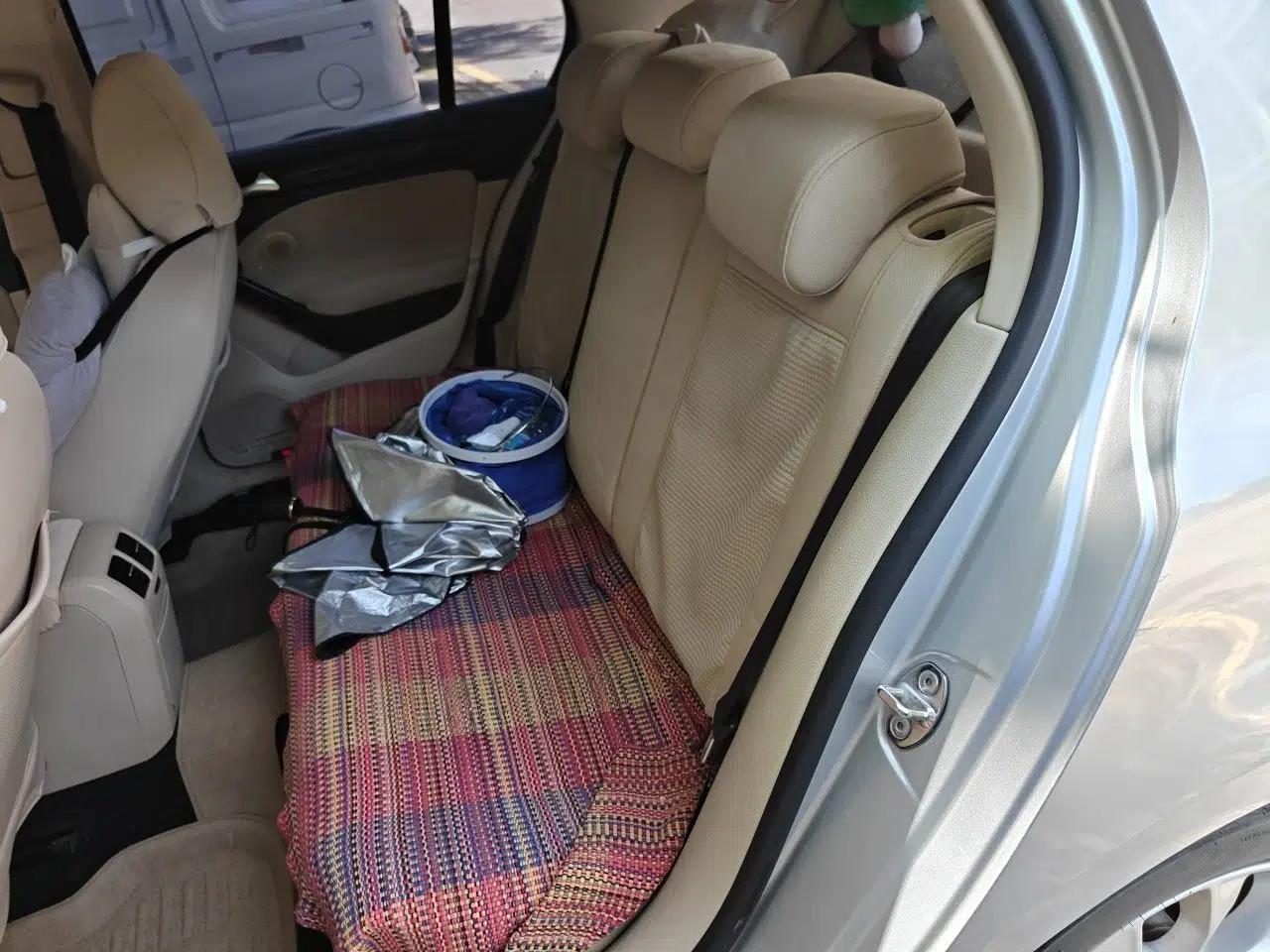 Volkswagen Golf 2012 1.4 TSI Manual Comfort Edition — миниатюра 17