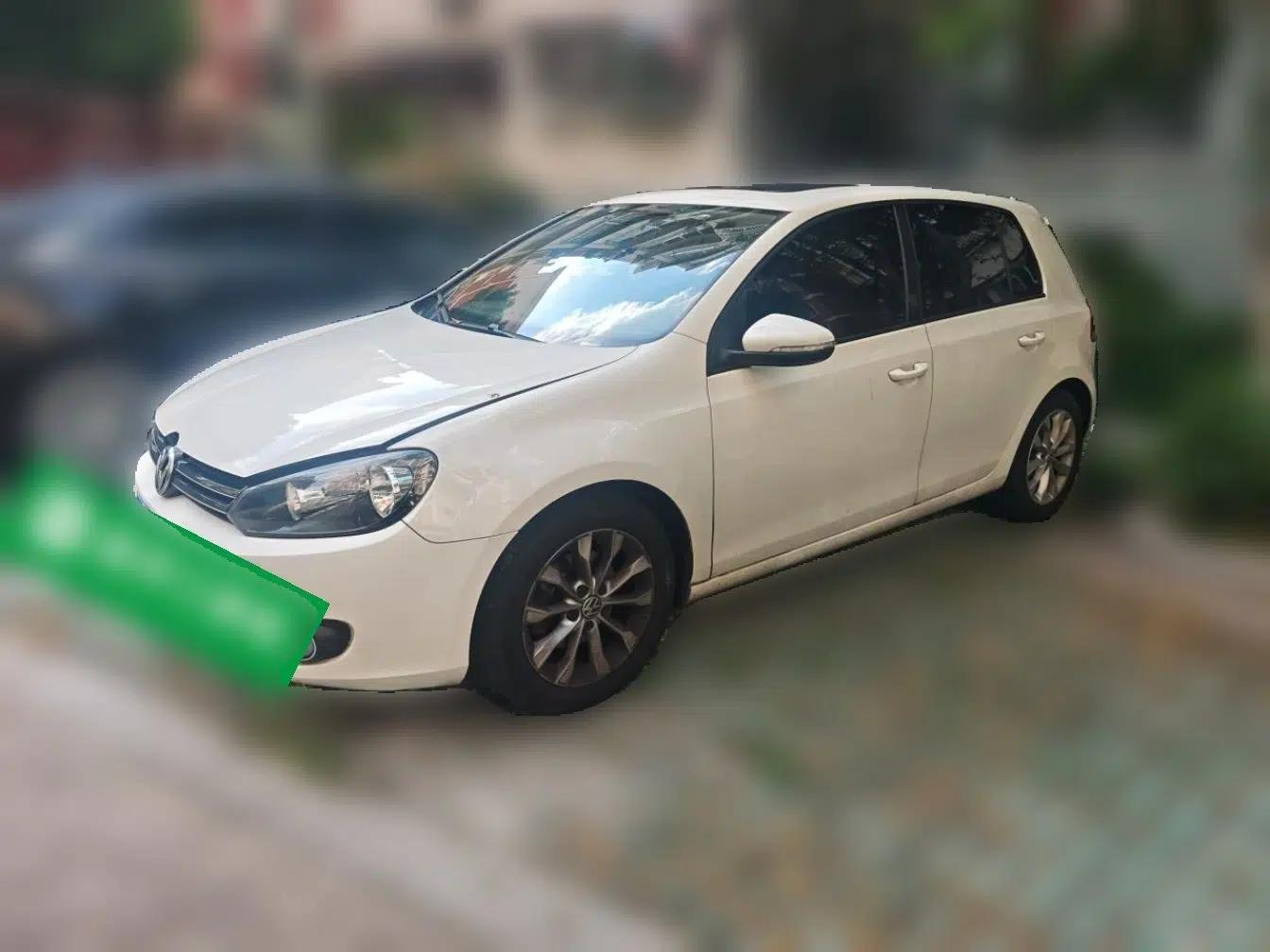 Volkswagen Golf 2012 1.6L Automatic Comfort Model — миниатюра 1