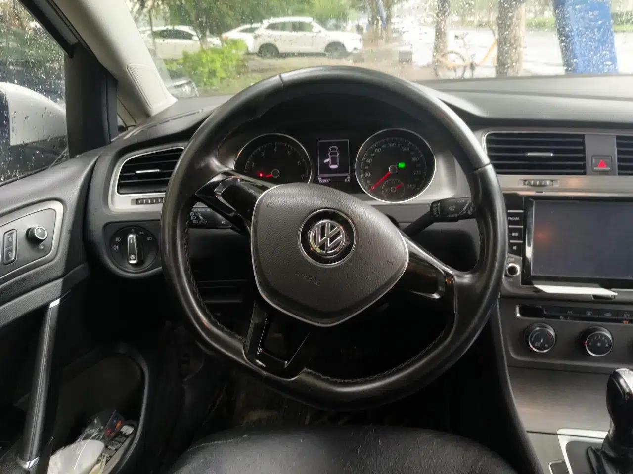 Volkswagen Golf 2014 1.4TSI Automatic Comfort Model — миниатюра 10