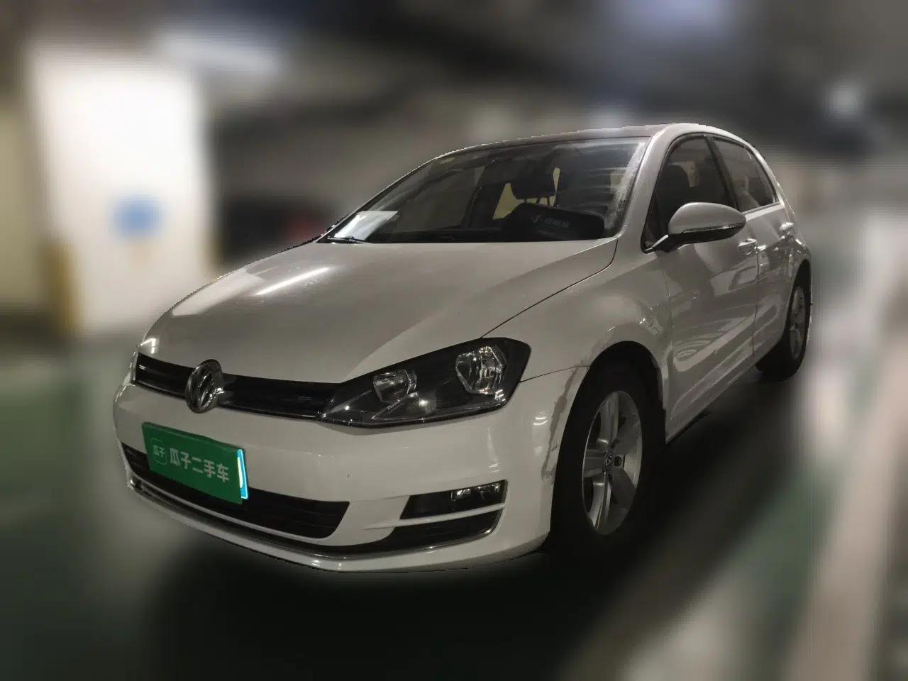 Volkswagen Golf 2016 1.6L Automatic Comfort Model — миниатюра 1