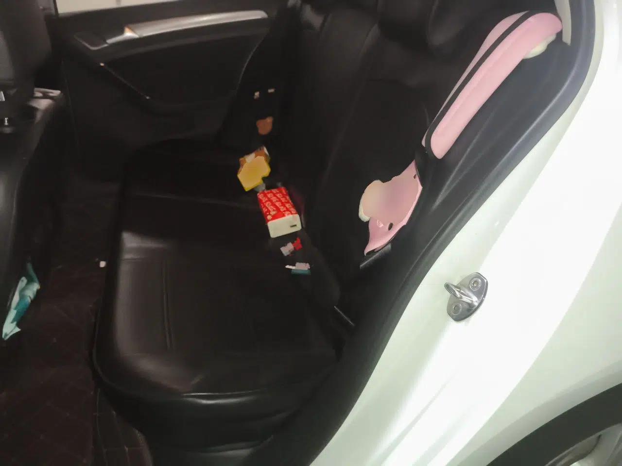 Volkswagen Golf 2016 1.6L Automatic Comfort Model — миниатюра 17