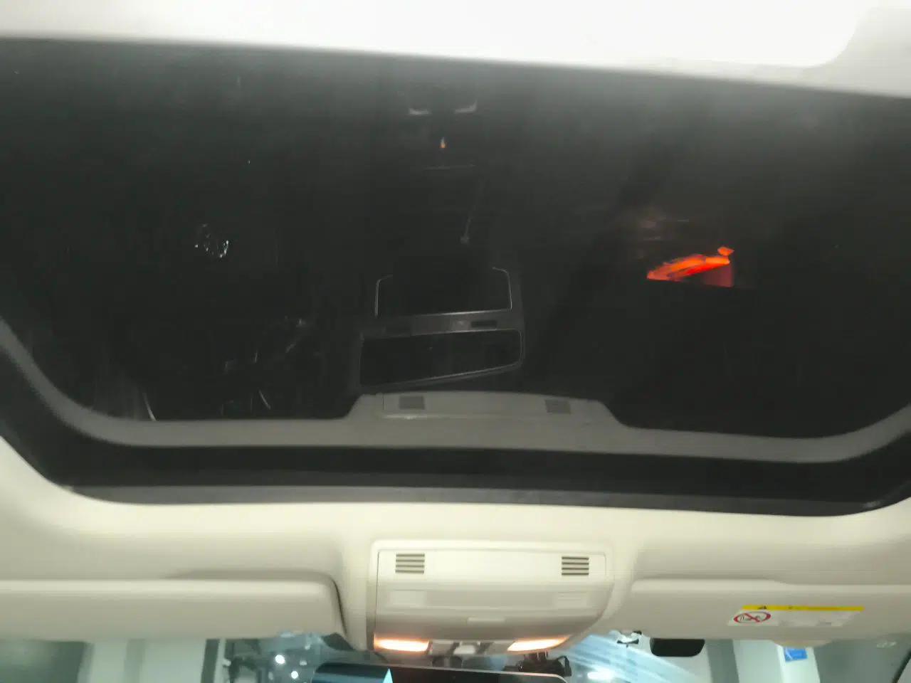 Volkswagen Golf 2016 1.6L Automatic Comfort Model — миниатюра 18