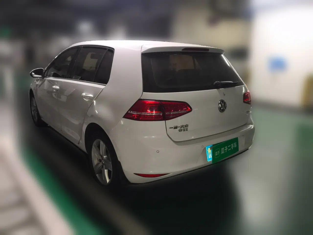 Volkswagen Golf 2016 1.6L Automatic Comfort Model — миниатюра 4