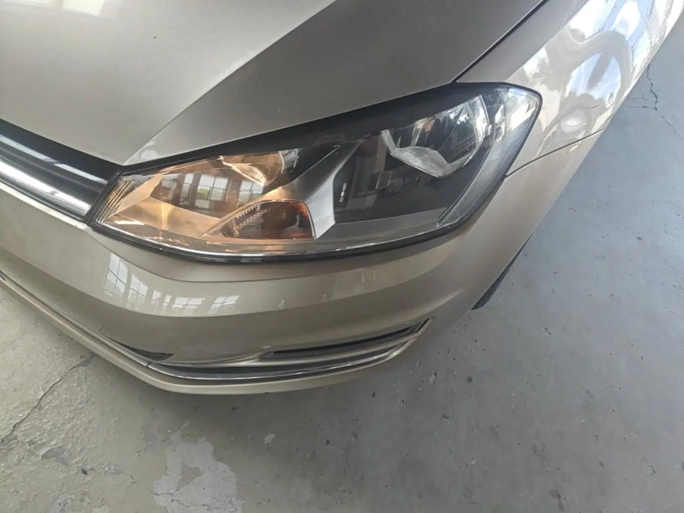 Volkswagen Golf 2016 1.6L Automatic Comfort Model — миниатюра 8