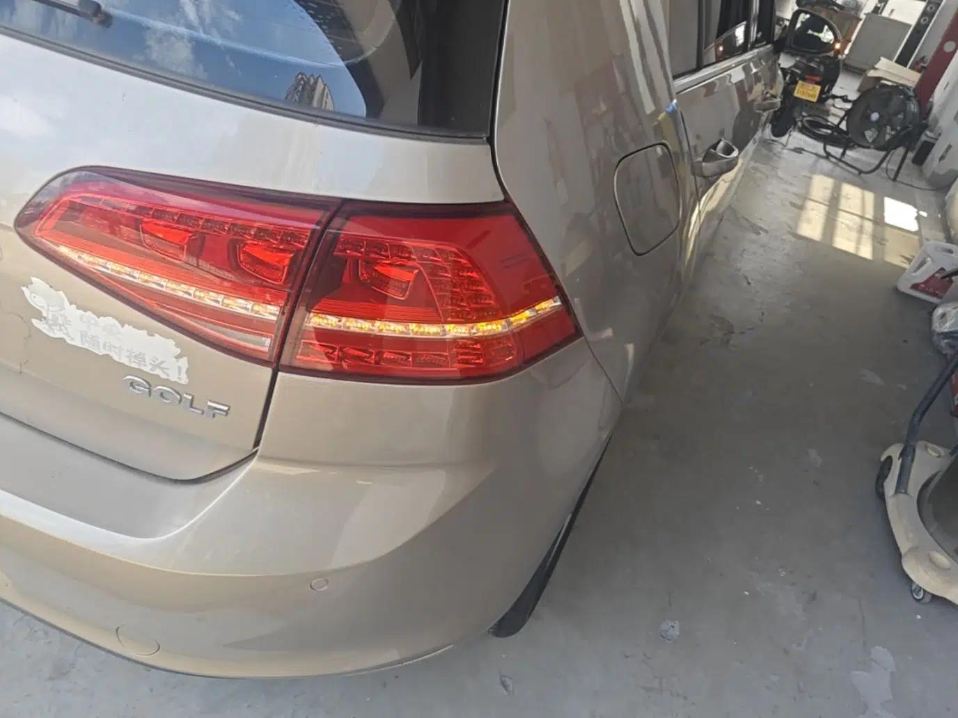 Volkswagen Golf 2016 1.6L Automatic Comfort Model — миниатюра 9