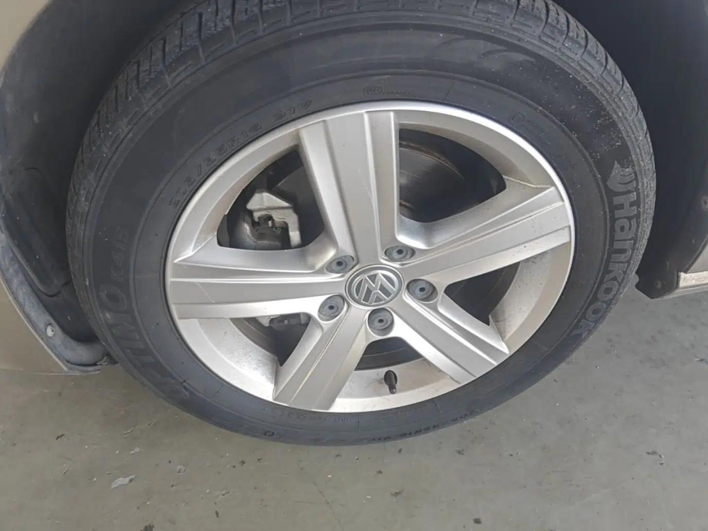 Volkswagen Golf 2016 1.6L Automatic Comfort Model — миниатюра 10