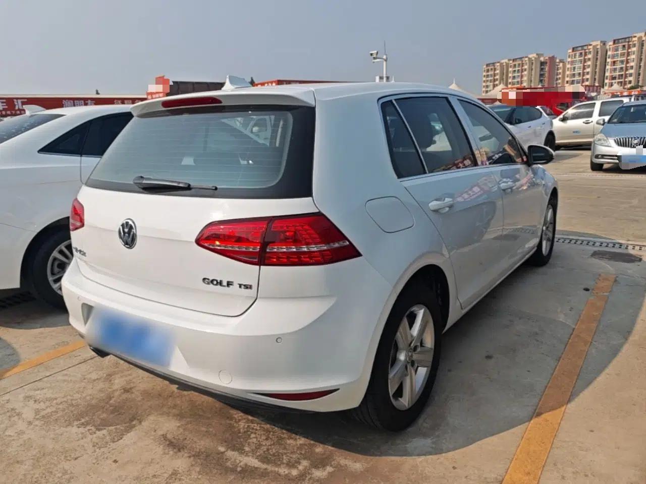 Volkswagen Golf 2016 230TSI Automatic Comfort Version — миниатюра 6