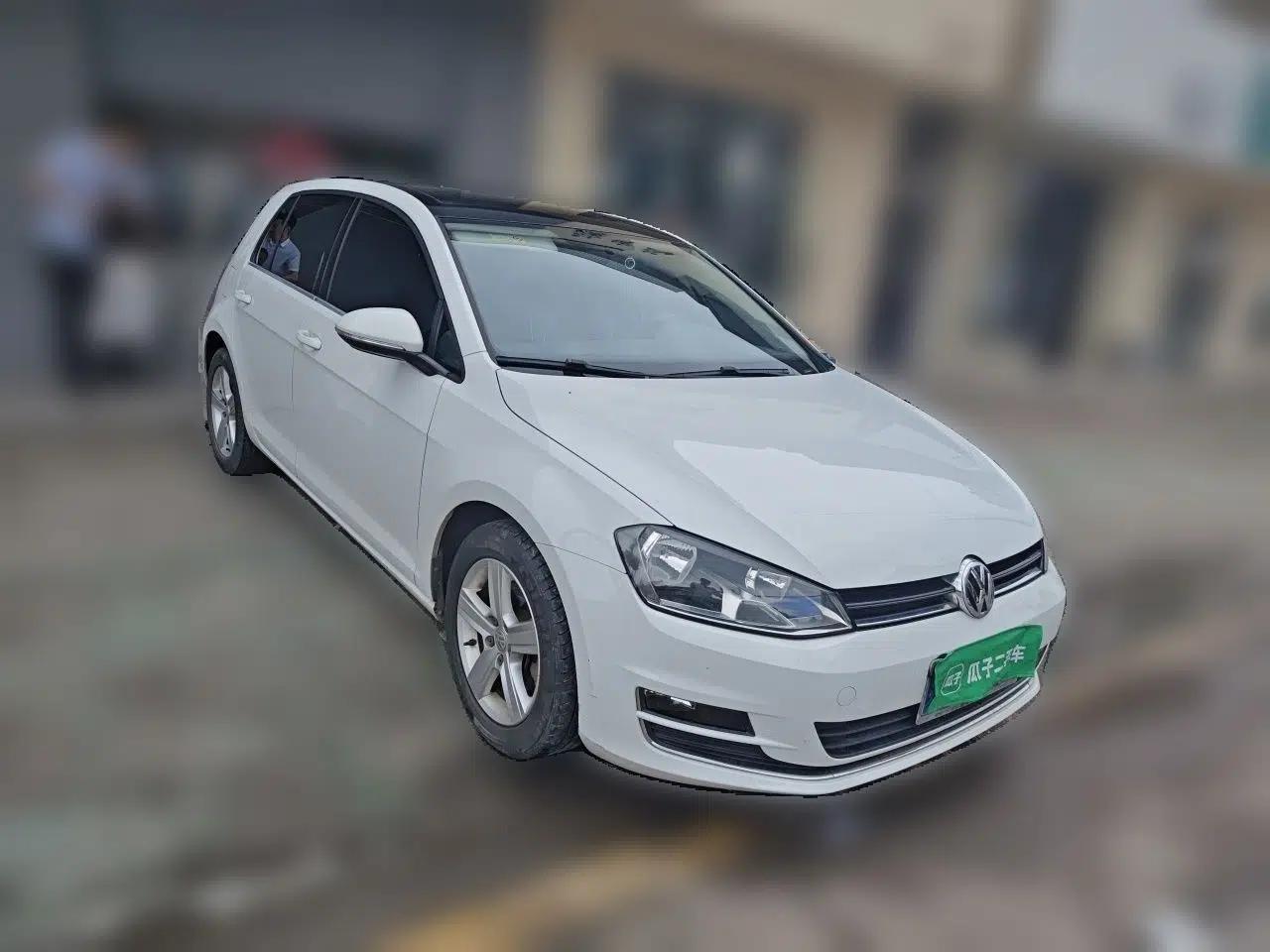 Volkswagen Golf 2016 1.6L Automatic Comfort Model — миниатюра 3