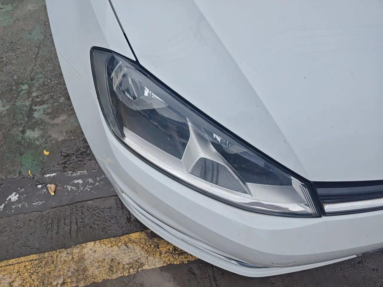 Volkswagen Golf 2016 1.6L Automatic Comfort Model — миниатюра 7