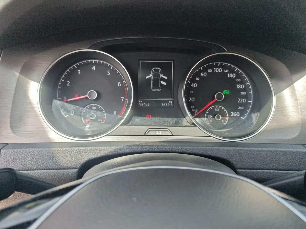 Volkswagen Golf 2015 1.4TSI Automatic Comfort Model — миниатюра 12
