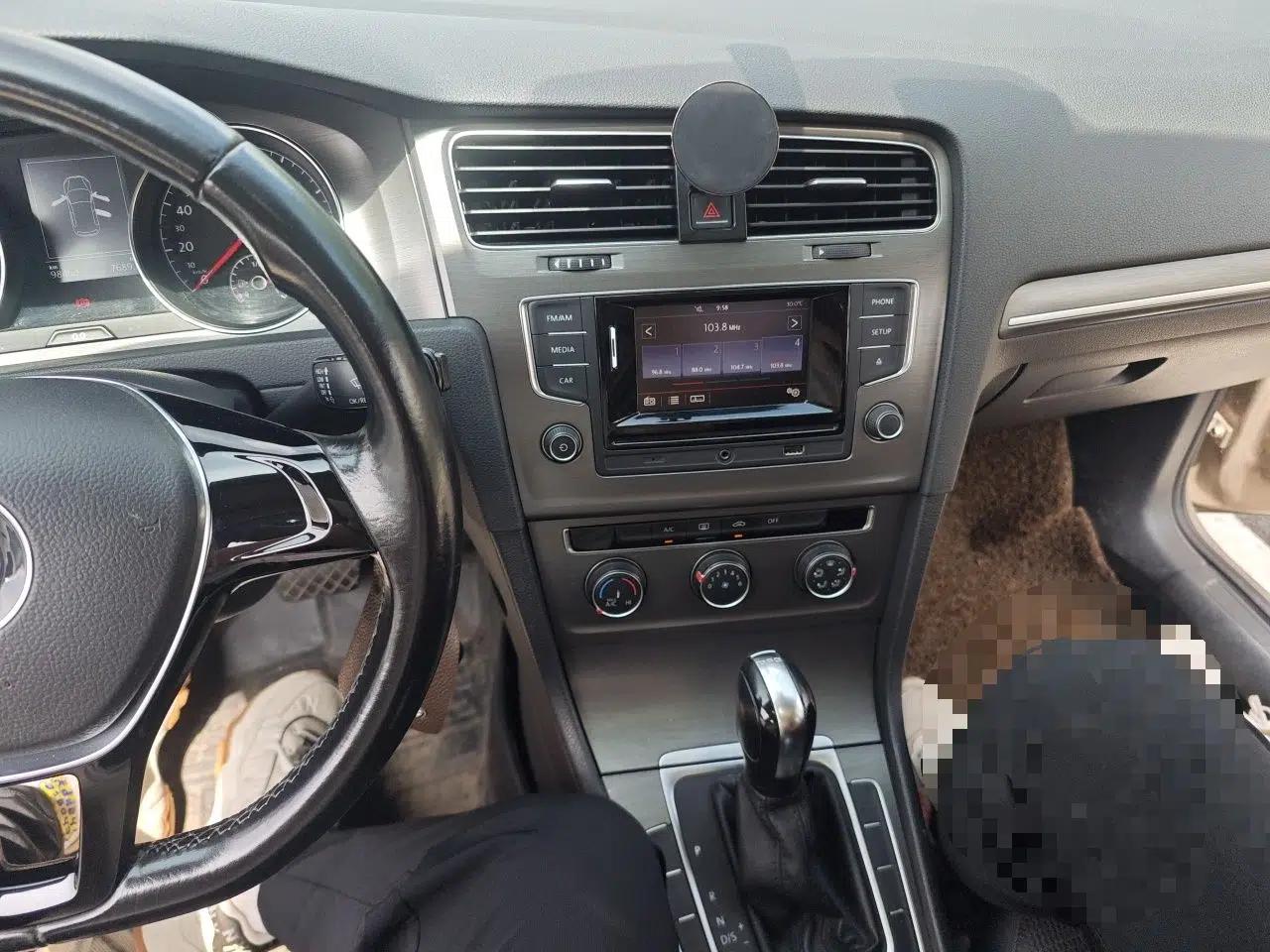 Volkswagen Golf 2015 1.4TSI Automatic Comfort Model — миниатюра 13