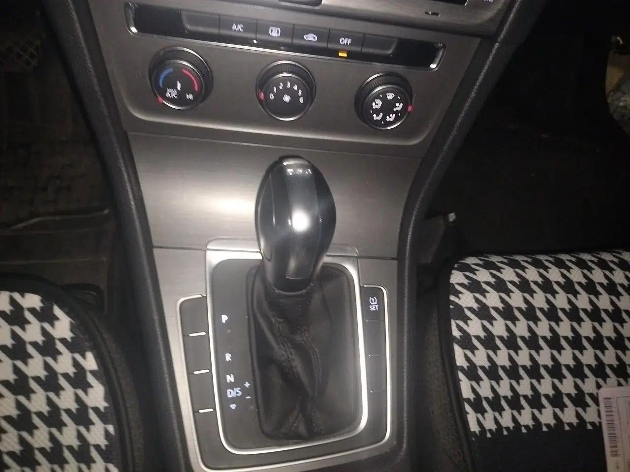 Volkswagen Golf 2014 1.4TSI Automatic Comfort Model — миниатюра 14