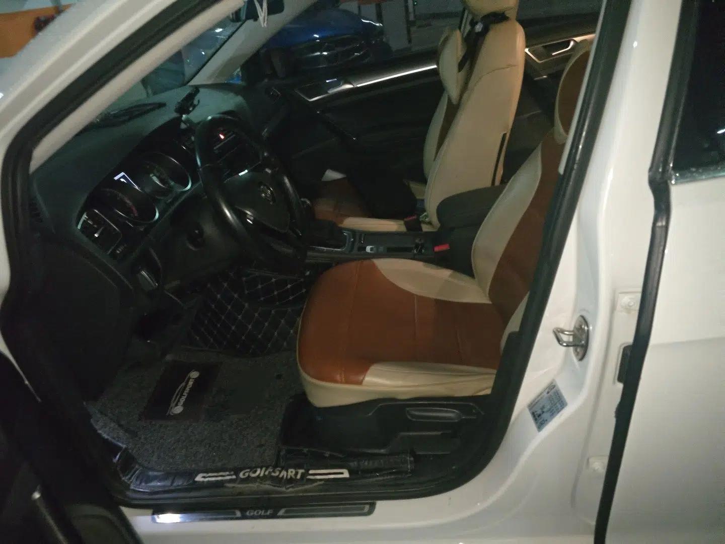 Volkswagen Golf 2018 1.6L Automatic Comfort Model — миниатюра 15