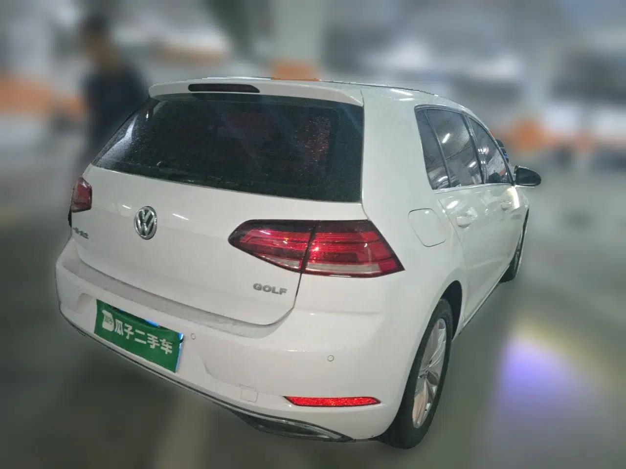 Volkswagen Golf 2018 1.6L Automatic Comfort Model — миниатюра 6