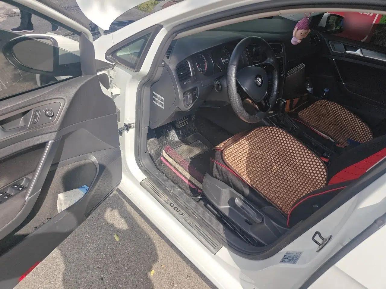 Volkswagen Golf 2015 1.4TSI Automatic Comfort Model — миниатюра 16