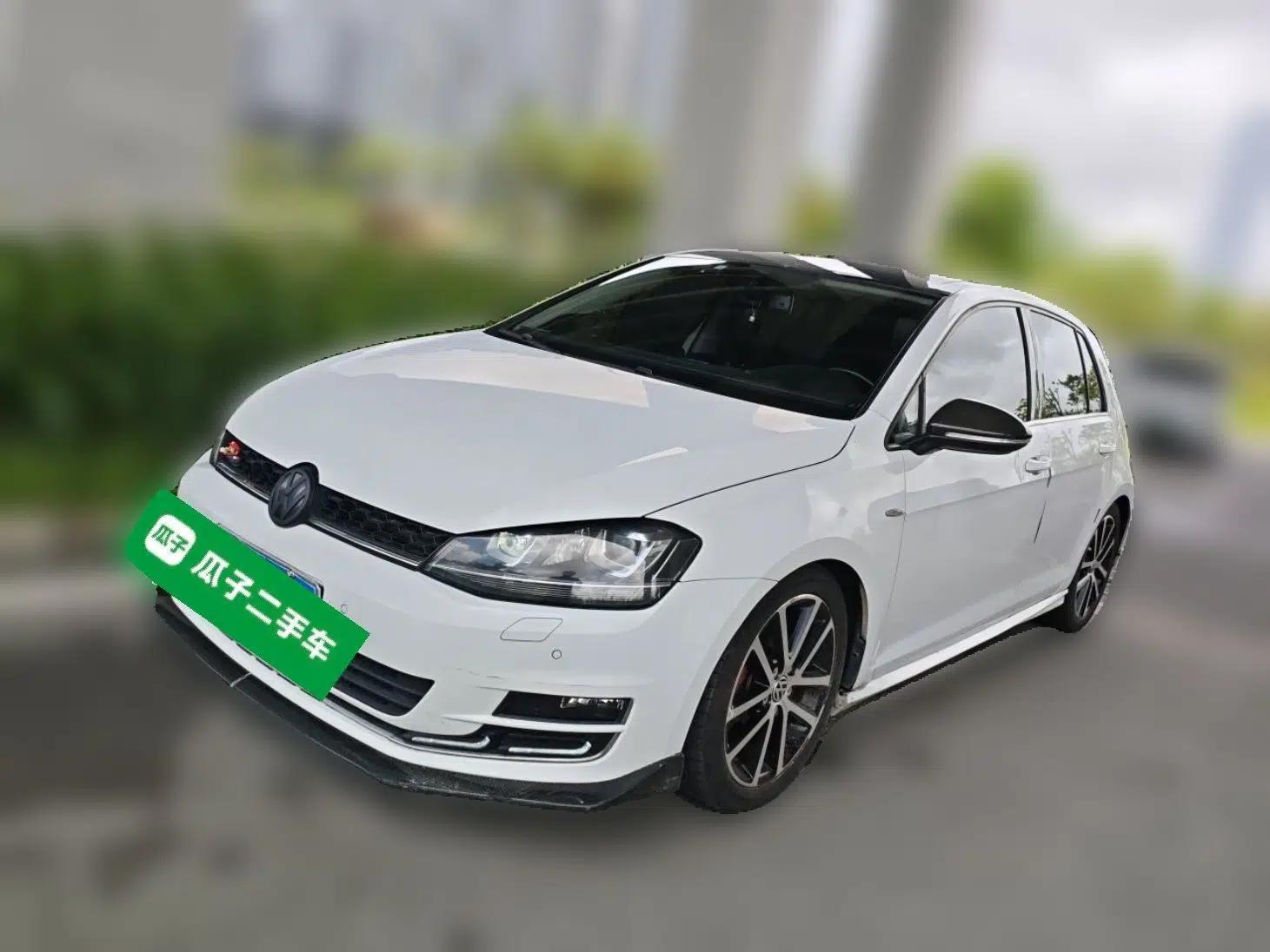 Volkswagen Golf 2015 1.4TSI Automatic Flagship Model — миниатюра 1