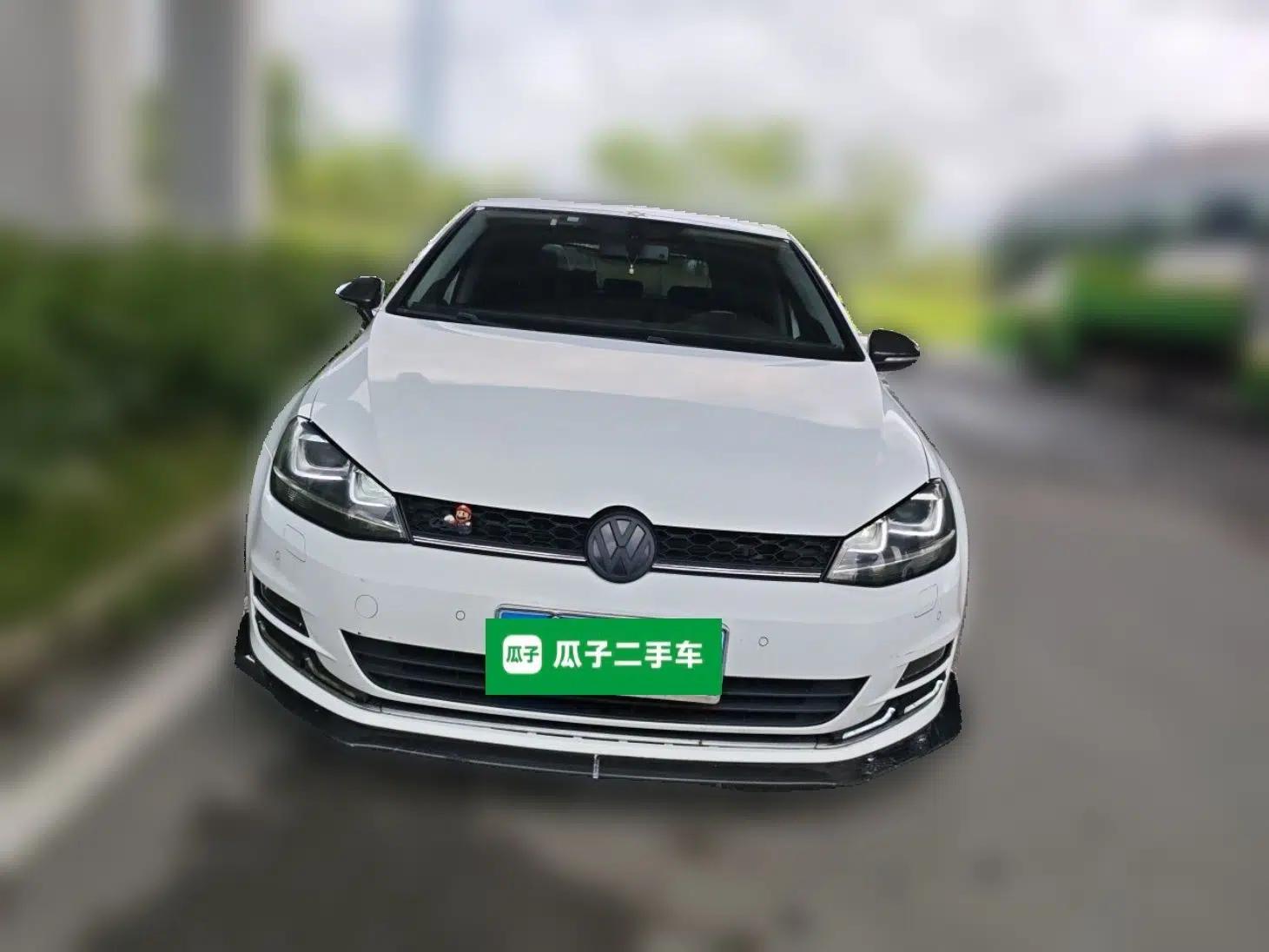 Volkswagen Golf 2015 1.4TSI Automatic Flagship Model — миниатюра 2