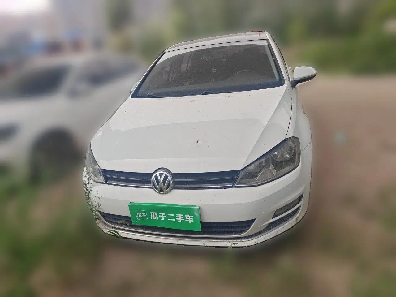 Volkswagen Golf 2016 1.6L Automatic Comfort Model — миниатюра 2