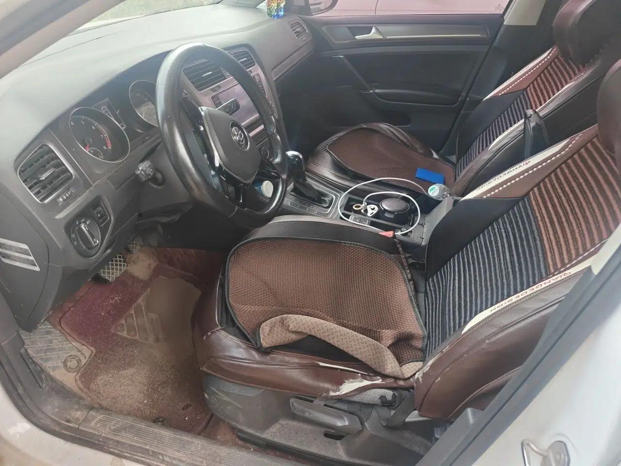 Volkswagen Golf 2016 1.6L Automatic Comfort Model — миниатюра 15