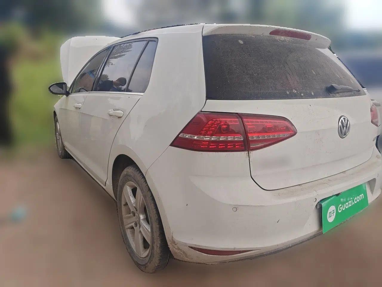 Volkswagen Golf 2016 1.6L Automatic Comfort Model — миниатюра 4