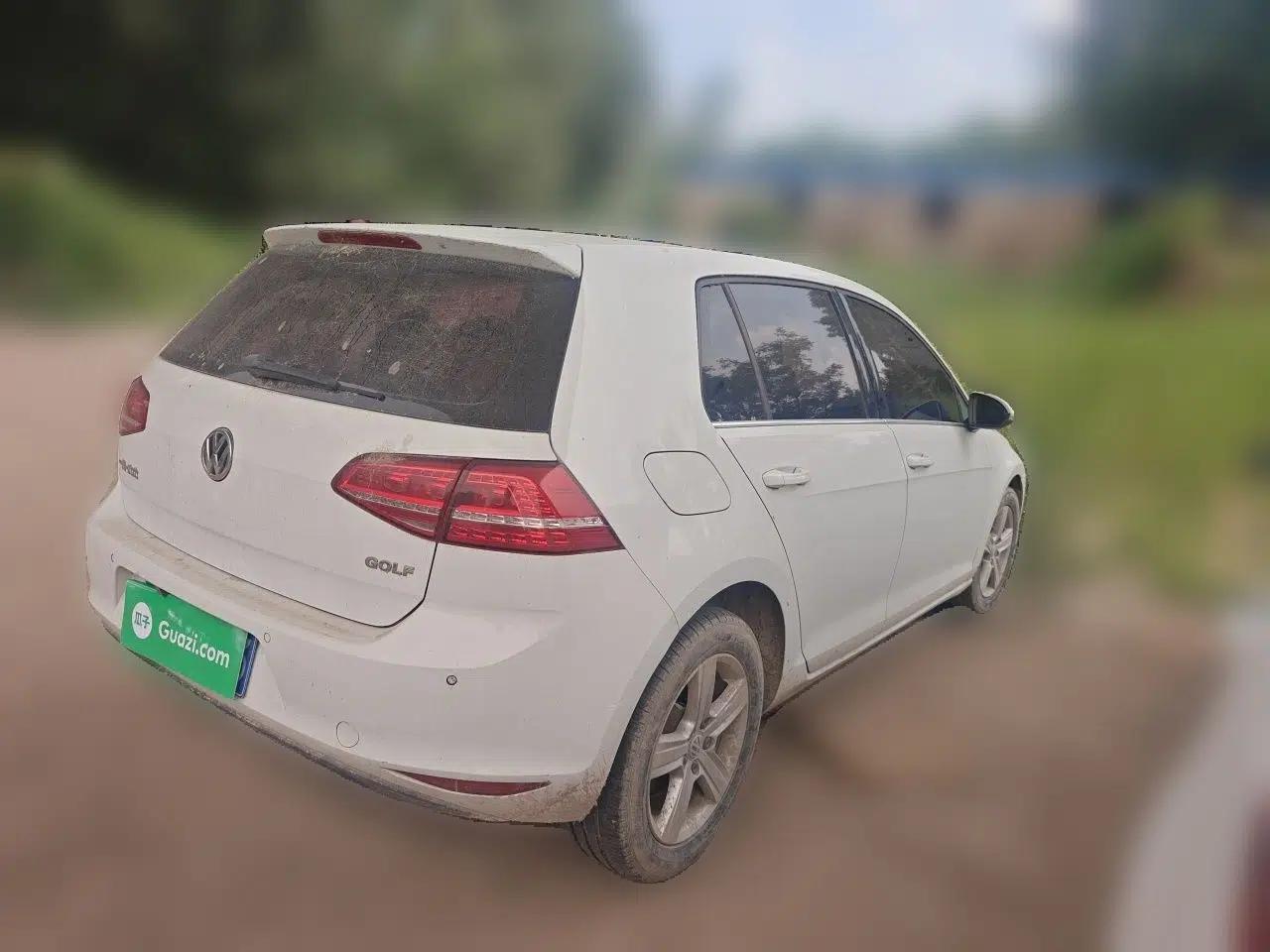 Volkswagen Golf 2016 1.6L Automatic Comfort Model — миниатюра 6