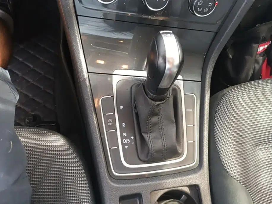 Volkswagen Golf 2020 280TSI DSG Comfort Version — миниатюра 16