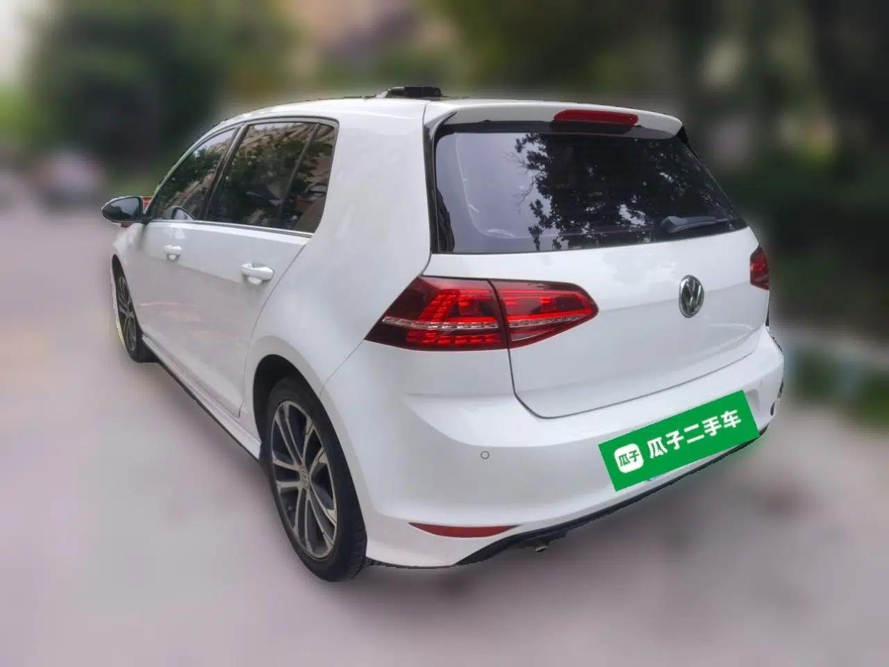 Volkswagen Golf 2017 280TSI Automatic R-Line Million-Vehicle Commemorative Edition — миниатюра 4