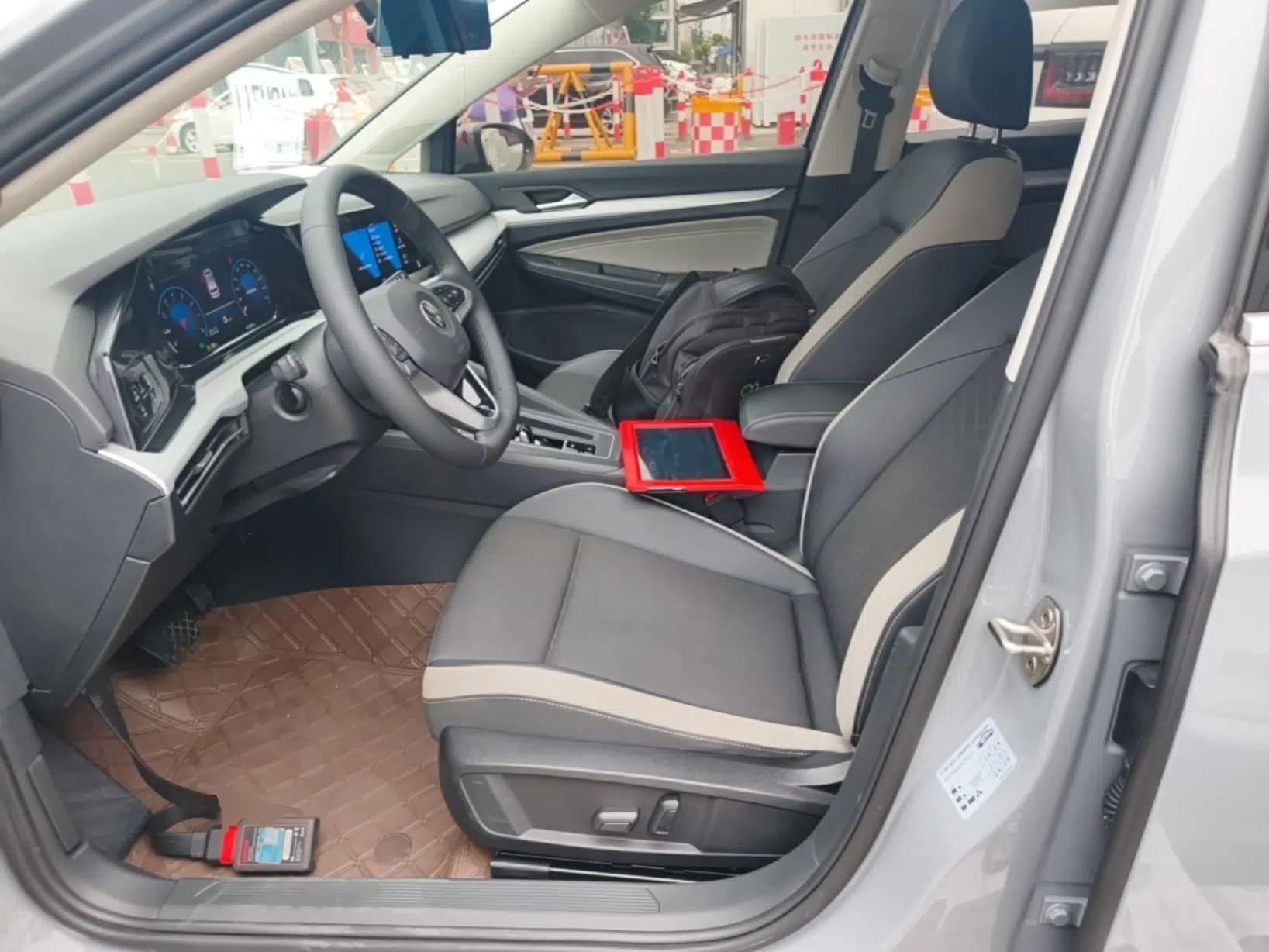 Volkswagen Golf 2021 280TSI DSG Pro First Edition — миниатюра 17