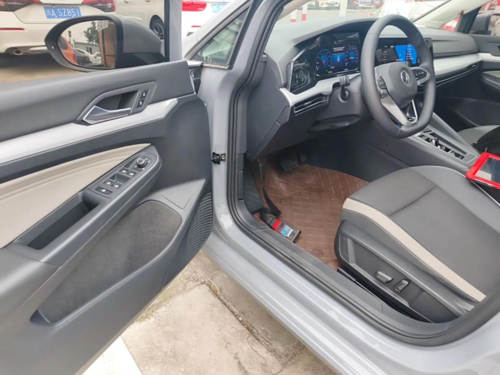 Volkswagen Golf 2021 280TSI DSG Pro First Edition — миниатюра 18