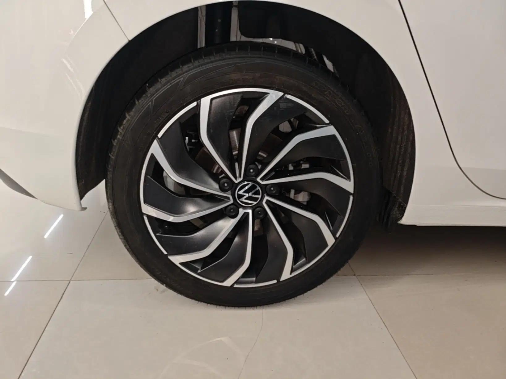 Volkswagen Golf 2023 Facelift 280TSI DSG Pro — миниатюра 11