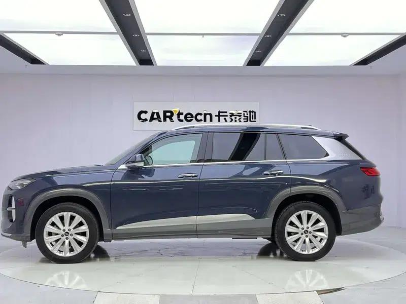 Audi Q6 2024 45TFSI quattro Qiyun Edition Yulin Package 6-seater — миниатюра 4