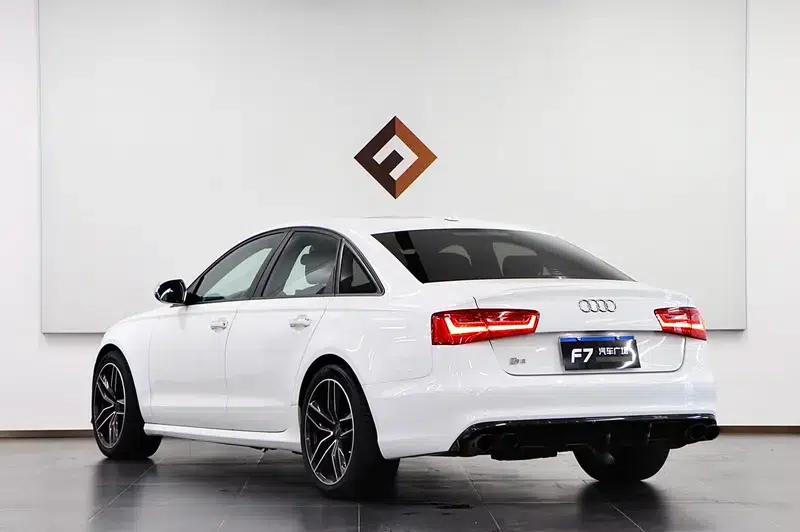2013 Audi S6 4.0TFSI — миниатюра 5