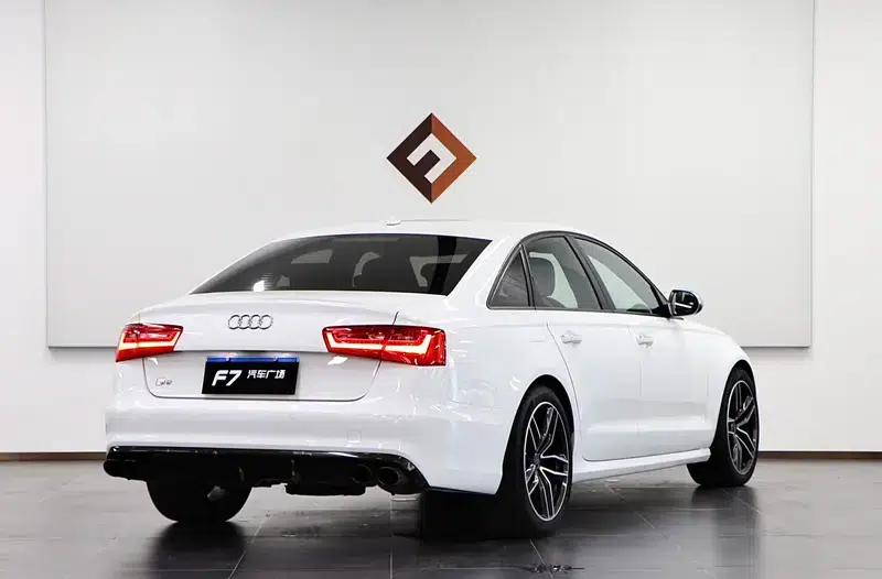 2013 Audi S6 4.0TFSI — миниатюра 7
