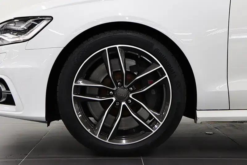 2013 Audi S6 4.0TFSI — миниатюра 9