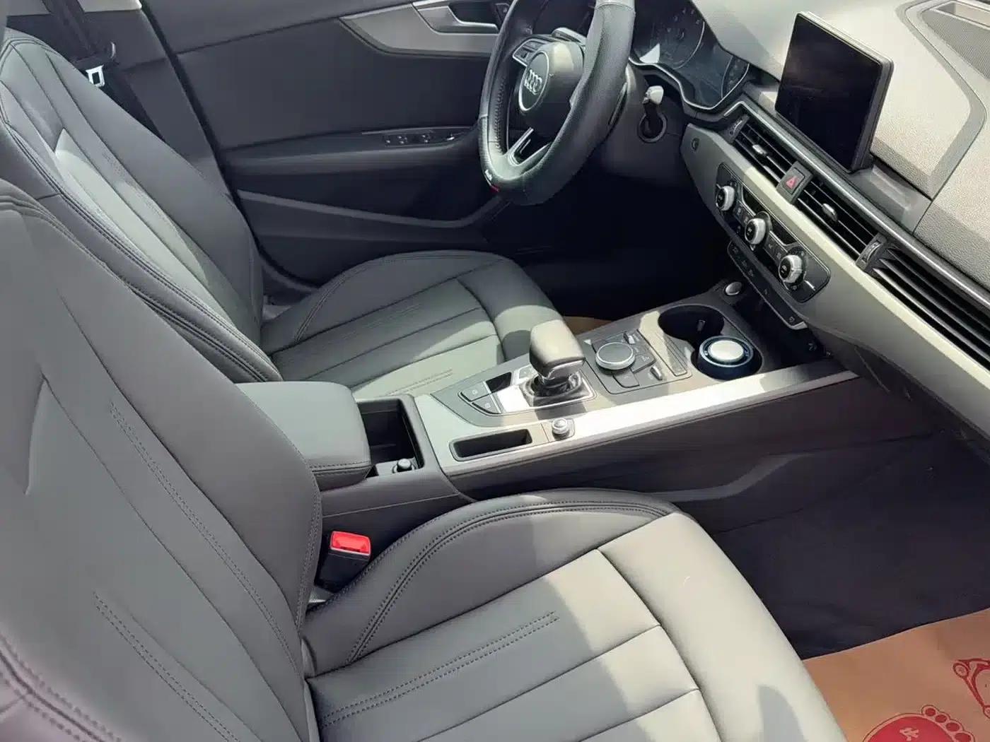 Audi A4L 2019 40 TFSI Progressive (National V Emission Standard) — миниатюра 5