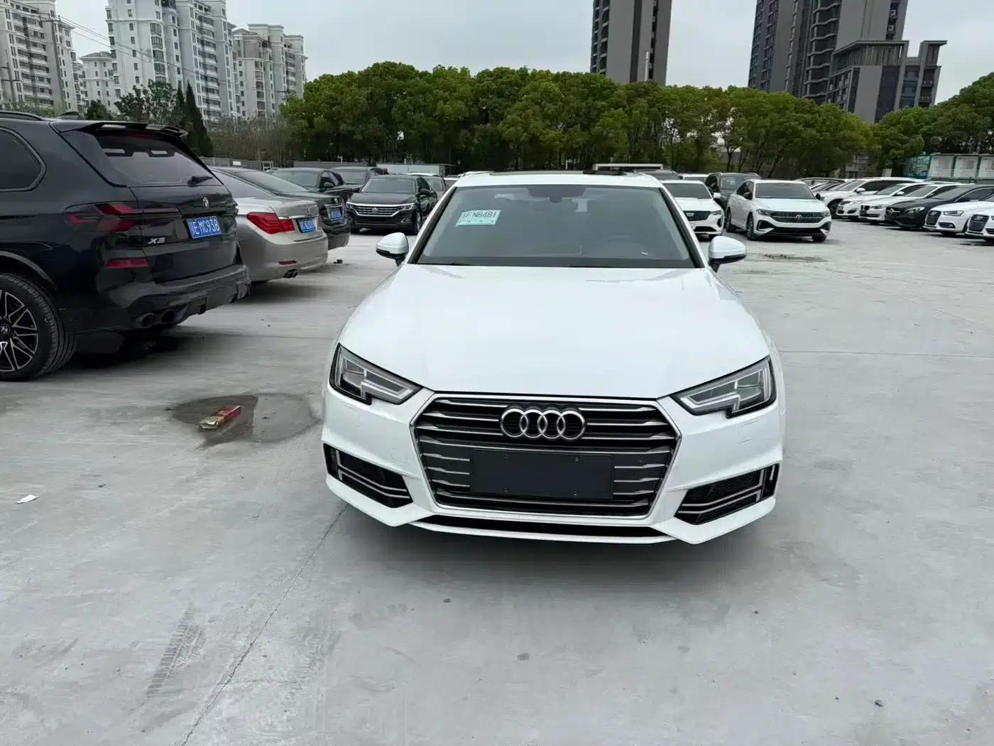 Audi A4L 2018 30th Anniversary Edition 40 TFSI Progressive — миниатюра 1