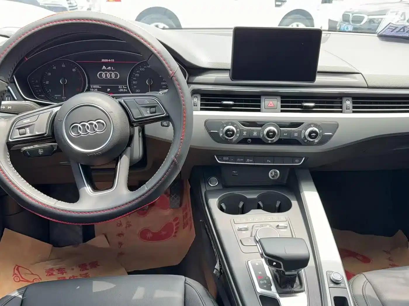 Audi A4L 2018 30th Anniversary Edition 40 TFSI Progressive — миниатюра 4