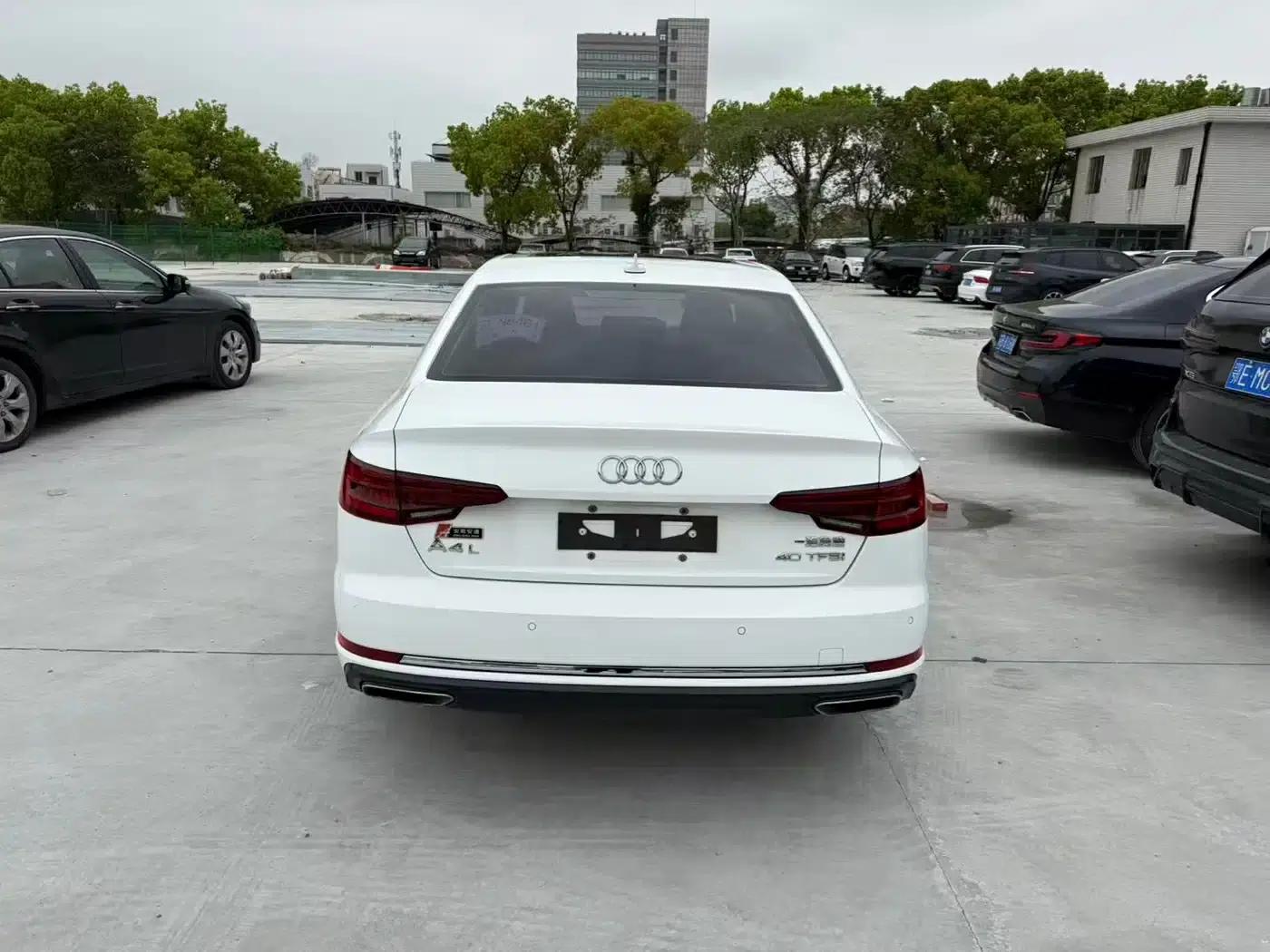 Audi A4L 2018 30th Anniversary Edition 40 TFSI Progressive — миниатюра 6