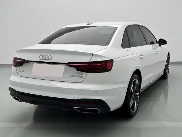 Audi A4L 2023 40 TFSI Luxury Dynamic — миниатюра 3