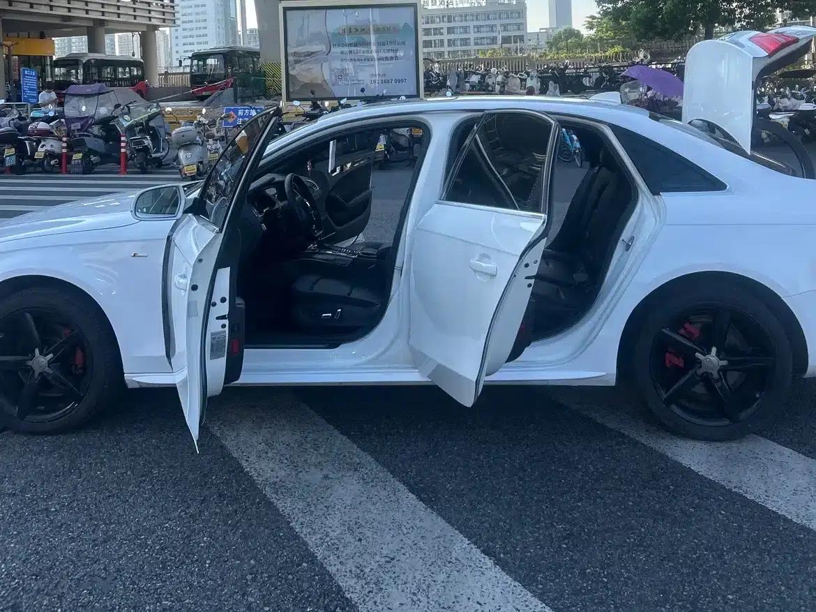 Audi A4L 2013 35 TFSI Automatic Standard Edition — миниатюра 13