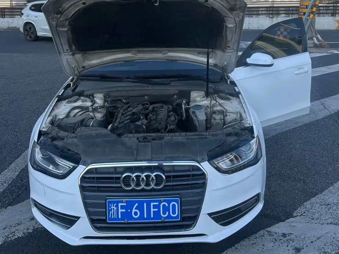 Audi A4L 2013 35 TFSI Automatic Standard Edition — миниатюра 17