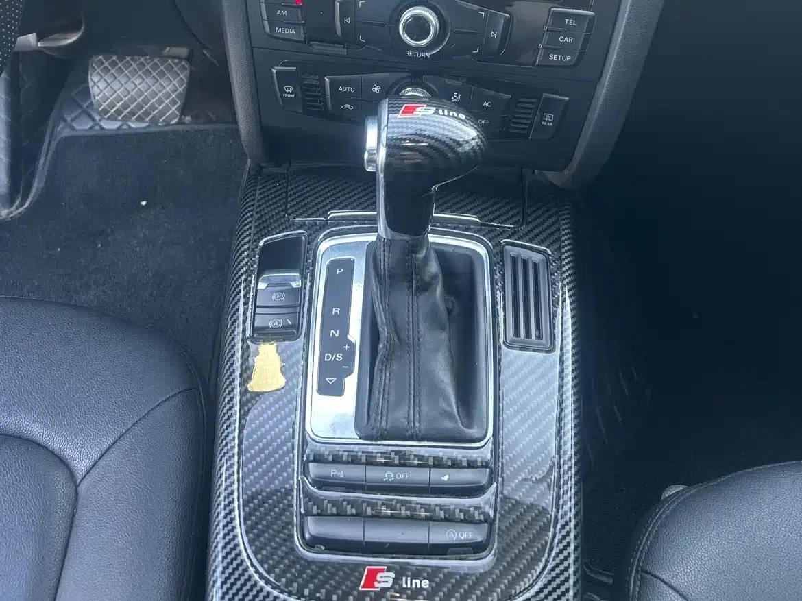 Audi A4L 2013 35 TFSI Automatic Standard Edition — миниатюра 8