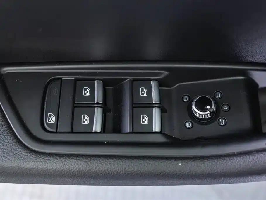 Audi A4L 2020 40 TFSI Fashion Dynamic Edition — миниатюра 18