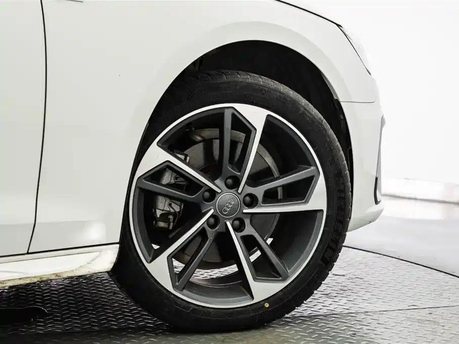 Audi A4L 2020 40 TFSI Fashion Dynamic Edition — миниатюра 21
