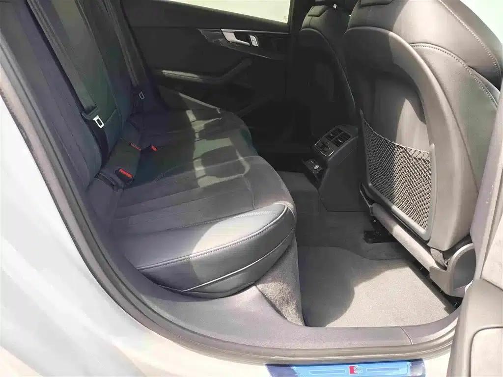 Audi A4L 2024 45 TFSI quattro Premium Dynamic Edition — миниатюра 7